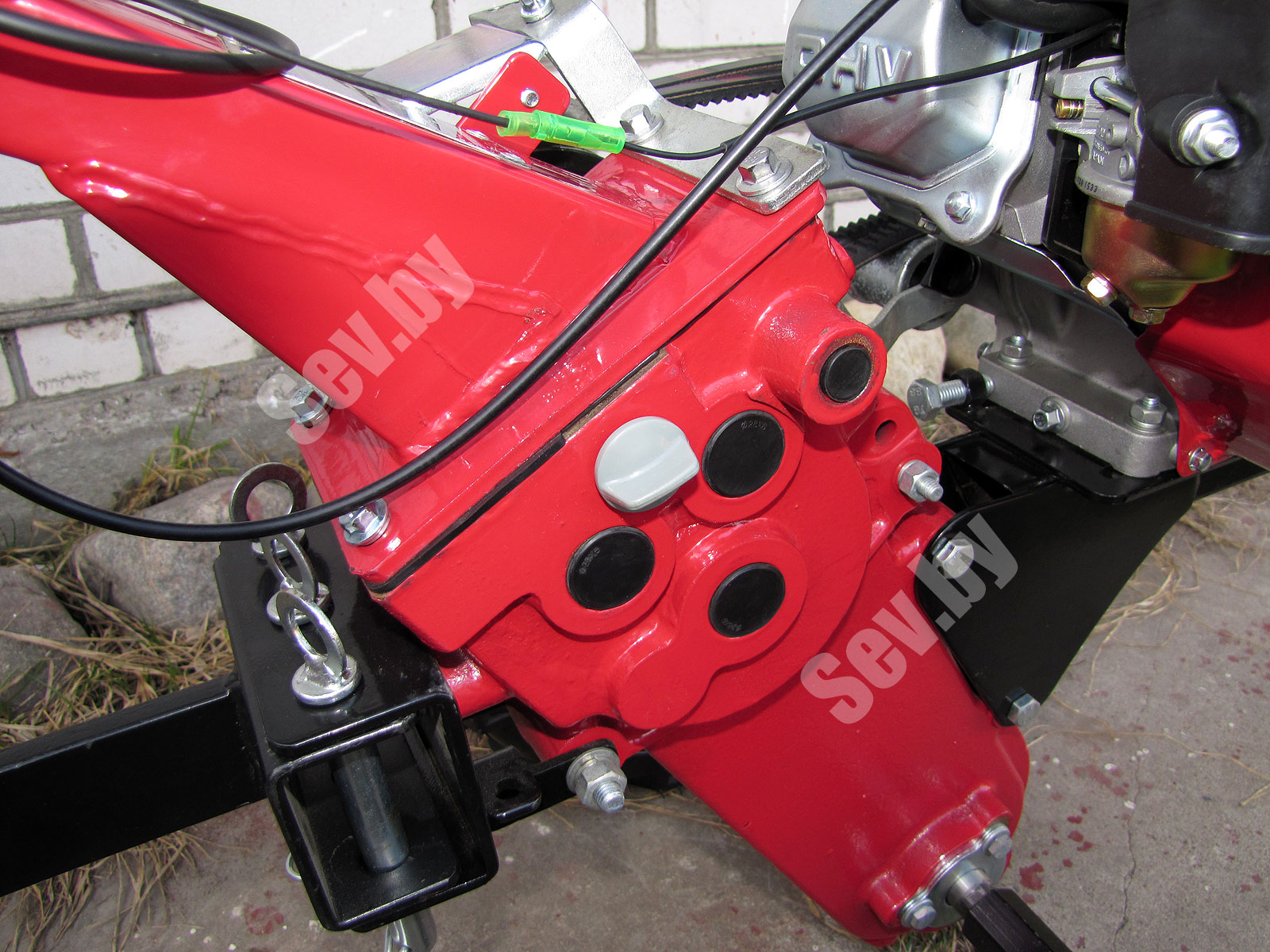 Шестеренчато-цепной редуктор