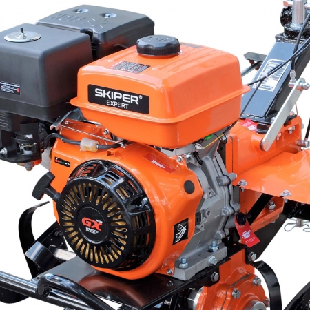 Культиватор Skiper SP-1600SE Expert с бензиновым двигателем мощностью 16 л.с. Культиватор Skiper SP-1600SE Expert с бензиновым двигателем мощностью 16 л.с.